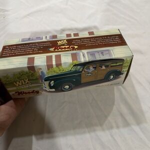 WIX FILTERS 1940 FORD WOODY WAGON 1:25 DIE CAST CAR MODEL NEW 1999 ERTL H808